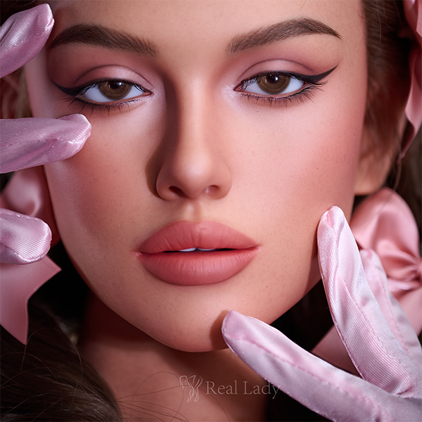 Soft head with textured mouth
